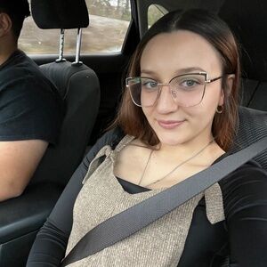 Meet your Posher, Sally